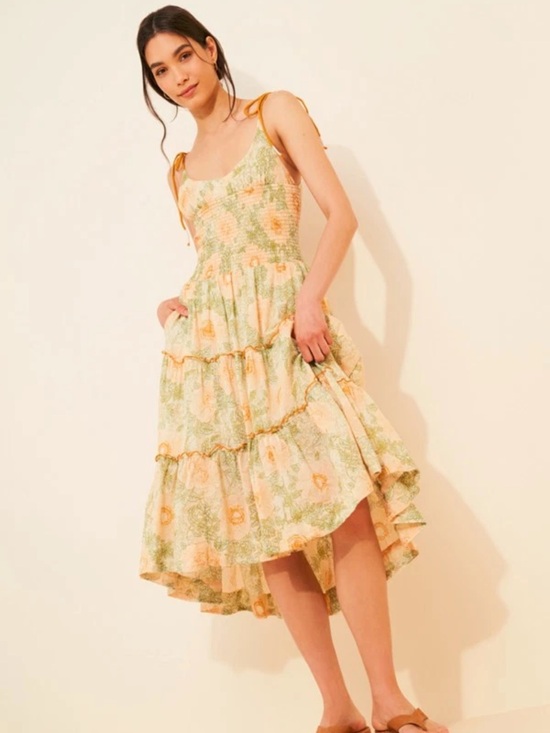 Free People Dresses & Skirts - Free People Adriel Midi Dress Sweetheart Neck Sleeveless Smocked Floral